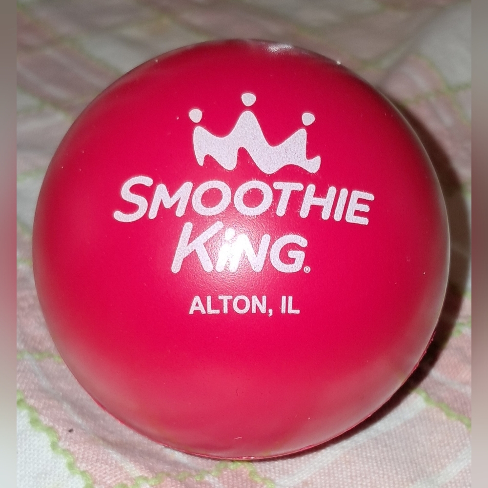 FREE with PURCHASE SMOOTHIE KING BALL NEW - Picture 2 of 16